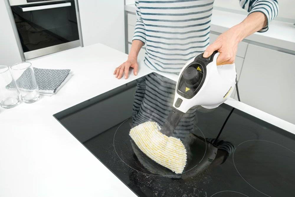 Aparat de curatat cu abur KARCHER SC 1 15164000, 0.2l, 1200W, alb-negru (Produs resigilat, în stare bună, cu ușoare urme de utilizare)