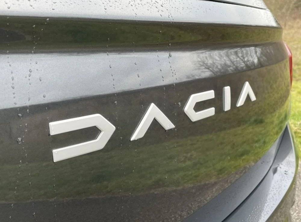 Emblemă hayon DACIA Logo Nou, originală Renault/Dacia, 908903544R