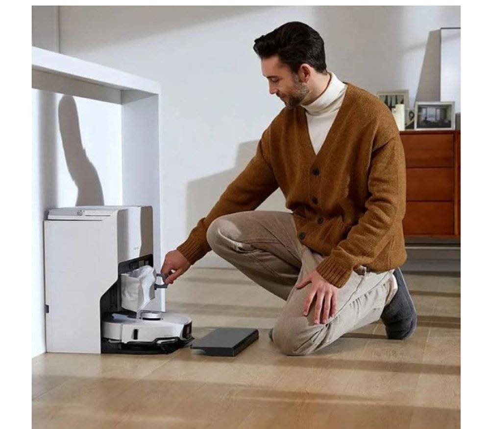 Roborock S8 MaxV Ultra White (S8MVU02) (Produs in stare buna cu usoare urme de utilizare, ambalaj in stare buna)