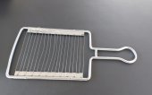 Feliator manual Fackelmann cu fire din inox pentru ciuperci, ouă și fructe moi (Produs resigilat, fără urme de utilizare)